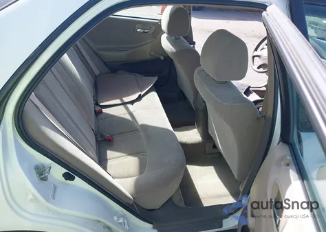 1999 Honda Accord Dx из США, поврежденный, VIN 1HGCF8546XA021544